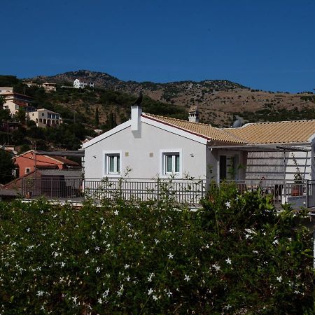 Antonis Apartments Kassiopi Exterior photo