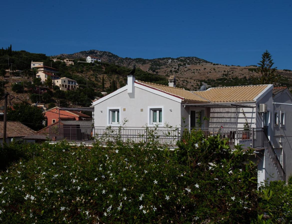 Antonis Apartments Kassiopi Exterior photo